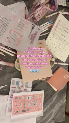 nyibukin diri dlm hal yg positif itu menyenangkan#fyppppppppppppppppppppppp #rameinyuk #katakata #trend #fotolive #belajar #study 