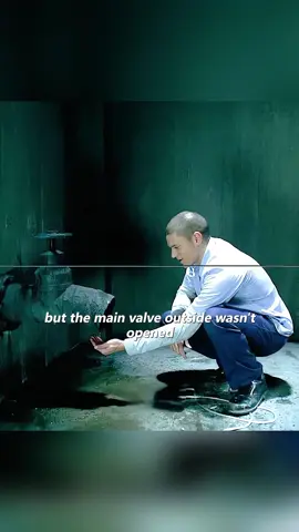 Michael used chemical reagents to corrode the sewer.#fyp #movie #film 