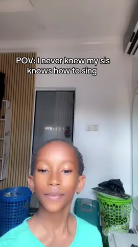 Awww rate her #foryou  #viralvideo  #tiktokshop  @Lewis Capaldi  must see this 