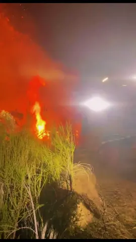 #GiffordFire 8/9/25 Highway 166 W of the Gifford Trailhead, E of #SantaMaria San Luis Obispo & Santa Barbara Counties Acres 105,000 Containment 21% Status Active