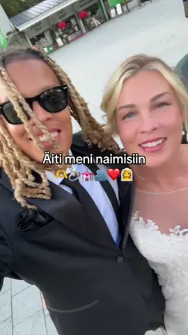 Ylpee äitist. #häät 
