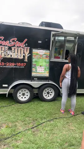 @SEASOULMELODY Got Them Collard Green Eggrolls tap dancing on my tongue 😮‍💨 #sc #nc #southcarolina #foodtruck #olebrandselect #hamlet #hamletnc 