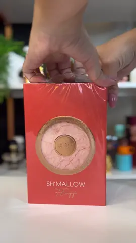 ✨ Novidade fresquinha no ATACADO! ✨ O SH-MALLOW Fluff – French Avenue chegou pra adoçar suas vendas 🍓🥥🍏 Frutado, floral e com toque gourmet que conquista no primeiro borrifo! 💼 Ideal pra revender e lucrar MUITO! 📦 Pedido mínimo baixo + frete que cabe no bolso 👉 Link na bio do ATACADO e garanta o seu estoque agora!