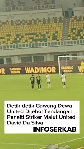 Dewa United menelan kekalahan 1-3 dari Malut United di pekan perdana Super League musim ini yang digelar di Banten International Stadium (BIS) Kota Serang, Sabtu (9/8). Ini adalah laga kandang perdana Dewa United di homebase mereka yang baru tersebut. #dewaunitedfc #malutunitedfc #banteninternationalstadium #brisuperleague 