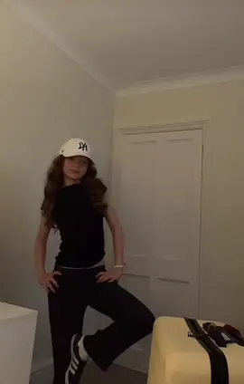New @IonaBell_Official content, shes with a suitcase.. was this flying to Spain? #zycxba #fyp #zyxcbaシ #amberssecretlifes #sunriseonthereaping #thehungergames #ionabell #ionabell_official #ionabellloulou #loulou #loulouionabell #ionabellactress #ionabellvideo #ionabell 