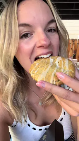 Lemon poppyseed cookie from Crave Cookies! 😋 Probably my favorite cookie ever. #treatyourself #cravecookies #crave #cravecookiesthisweek 