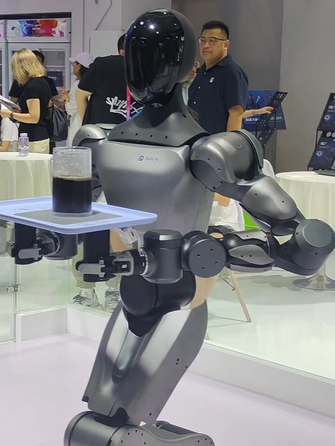 🤖 Spirit AI's robot shows off incredible stability! #Robotics #humanoidrobot#wrc2025