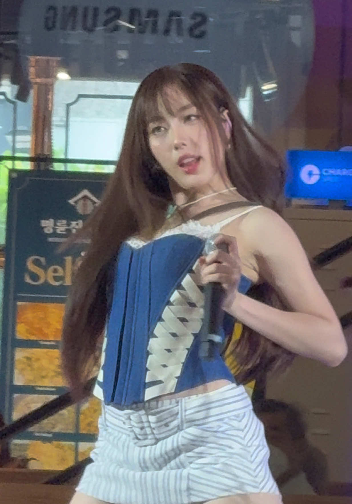 Pick me up at five! AY~ AY~🩵 @aheyekrn_ 🐰 .  ❥❥9.8.25• #Galaxyx4EVE #Aheye4eve #aheyekrn #อ๊ะอาย4eve #4eve 