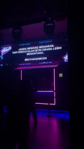 Freak Stadium 🫀 #dugemparty #freakstadium #breakbeat #stadiumbreakbeat #jakartanightlife #fyp 