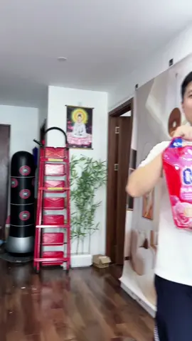 Nước giặt omo