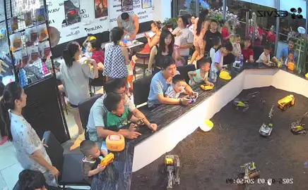 Quán được cái nhỏ nhưng đông ạ!!! 