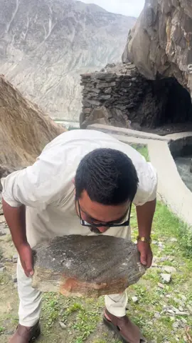 Most Dangerous Place in Wolrd  To Source Shilajit Mashabrum Salajit #foryou #fyp #mashabrumshilajit #fypシ゚ #foryoupage #haldi 