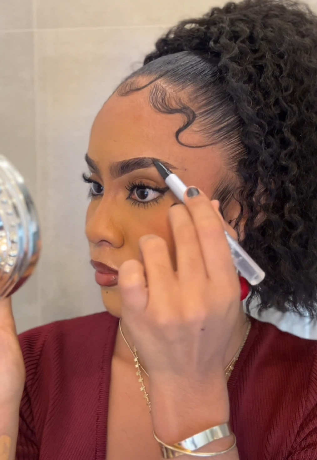 Eu amoo sabe, ids aqui na legenda 🤏🏽  Expresso: 67596671 Castanho: 67649149  Ébano: 67649154  #SHEGLAMrealflow #sheglameyeson #sheglameyebrows #sheglam  @SHEGLAM  
