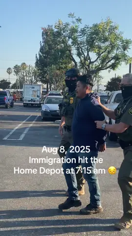 La migra llega al Home Depot en Van Nuys CA Aug 8, 2025 #homedepot #lamigra #vannuys #immigrantrights 