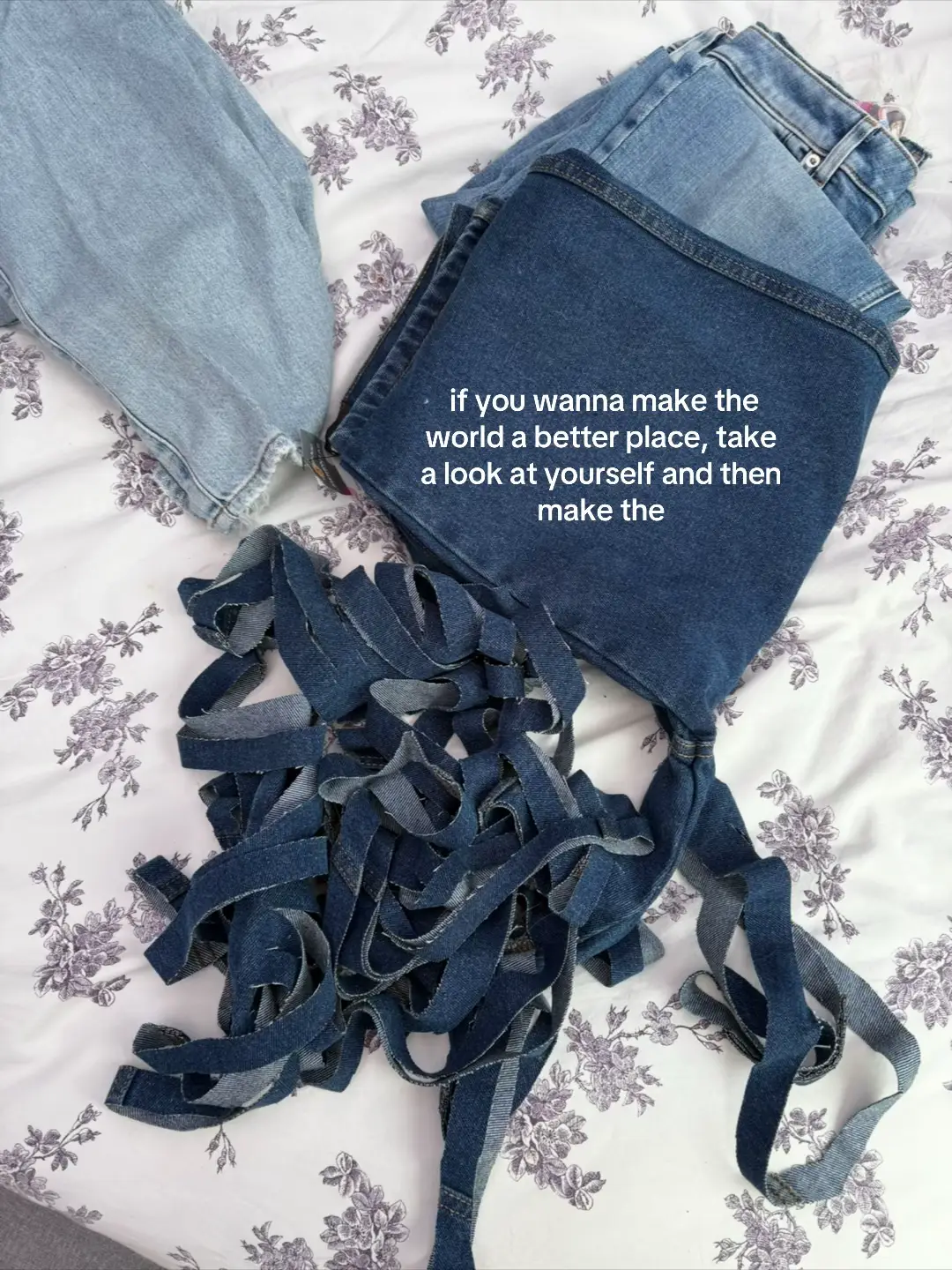 #fyp #foryoupage #denim #bags #crochet #crochetoftiktok #yarn 