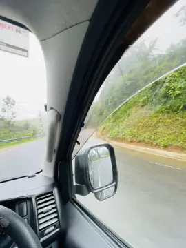 #sltiktok_srilanka🇱🇰 #මීදුමයි_සීතලයි_මැදින්_නුවරඑළියට💚🍃🥶 #kdhmadu😎 #travelling👀🌎 #tourismsrilanka🇱🇰 #visitsrilanka🇱🇰🐘🌎🍂 #nuwaraeliya_srilanka🇱🇰🌿 