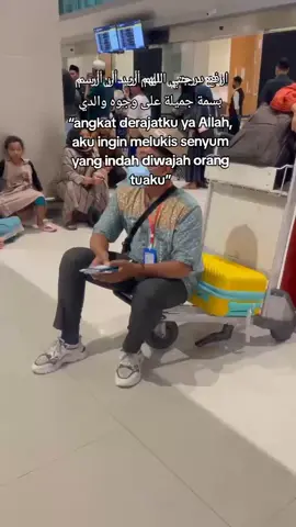 #ya Allah aku pengen membahagiakan ornk tuaku#semonga #anak rantau#🇸🇦 