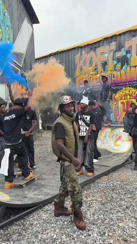 My first time working with @O’Kenneth it was so nice working with @Lucid Otis hoping for more projects  YIMAYE video out now 🎥🔥