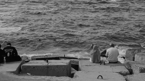 يمكن بكرا الحبيب يمرق متل الغريب ~ الحياة كلها مفاجآت عامًة  .. #تصويري  #xegraphyy  #مصر 