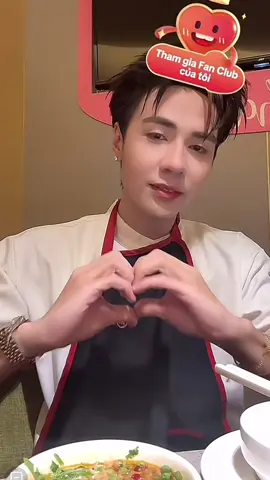 16/8 sẽ là gì nhỉ ??  Hmmmmm  #QuangHungMasterD #tiktok #xuhuong #live 