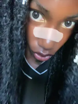 I got my eyes on u 🌚💗#lipsync #fypシ゚ #nigeriantiktok #1mviews #blowthisupforme #creatorsearchinsights2025viralvideo #3 @TikTok pls bring back my views 🤧