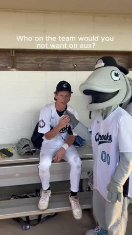 Sorry Bubba, it’s a no from the team 😕🎧  #Chinooks #questionoftheday #fyp #gameday