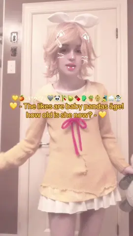 #rinkagamine - 💛🍊- \(^ヮ^)/ - 🩶🐼🎋🍐🍫🧤🪴🧥🎿🌨️☃️ - #rinkagaminecosplay #rinkagaminevocaloid #vocaloid #foryoupage #fyp #panda 
