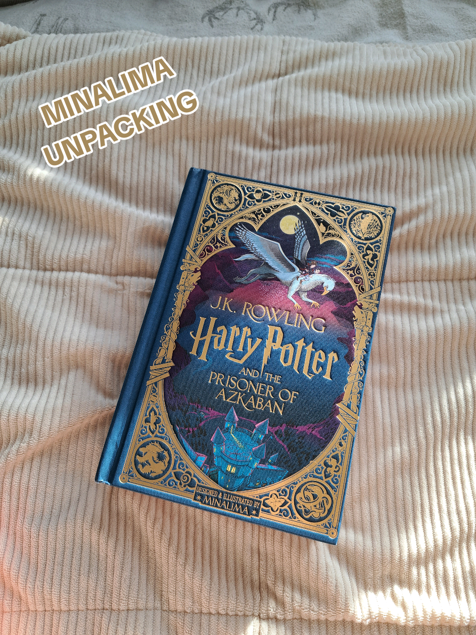 Unpack the MinaLima version of The Prisoner of Azkaban with me 📘✨️ #harrypotter #prisonerofazkaban #minalima #specialedition #specialeditionbooks #fyp #jkrowling #BookTok #bookish #reading #bookworm 