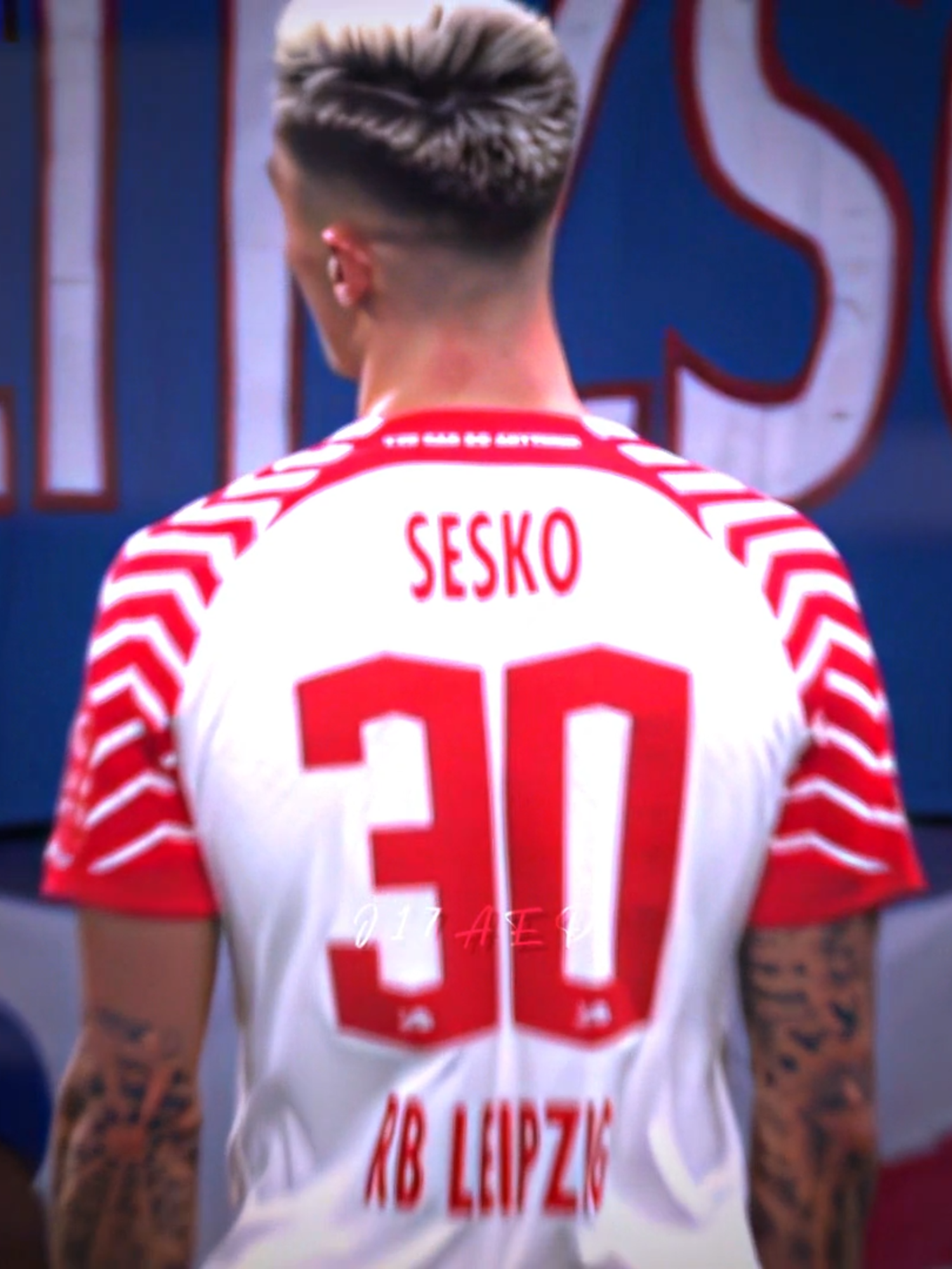 Sesko Golden Boot Winner 25/26 👀🔥 || never let this trend die @.aep.chxrlie || special thanks to @blairski_editz for overlay || #manchesterunited #manutd #mufc #PremierLeague #footballedit #footballtiktok #manunited #4k #smooth #edit #aftereffect #viralvideos #uefa #uefaeuropaleague #footbal #sesko #haaland #isak #manunited #uefachampionsleague