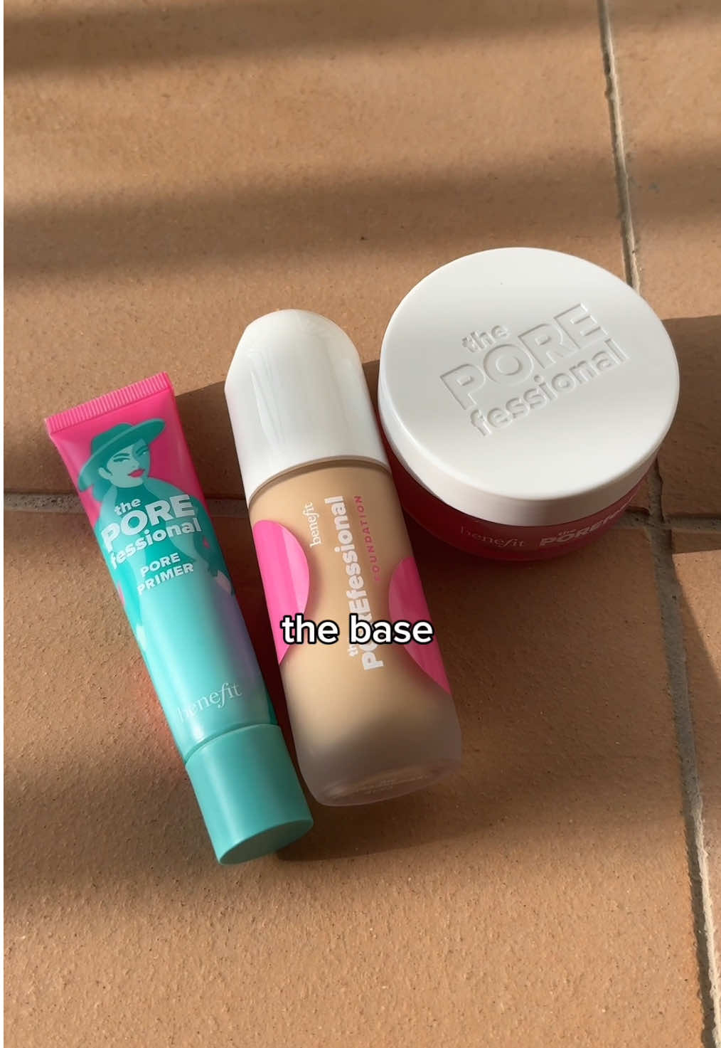 Smooth skin & blurred pores check, thanks to this dream trio🪽 Wear our new foundation over The POREfessional primer and top with Power Powder for the ultimate natural-matte look.  Available at the link in bio 🤍  #benefitcosmetics #porefessionalfoundation #porefessional 