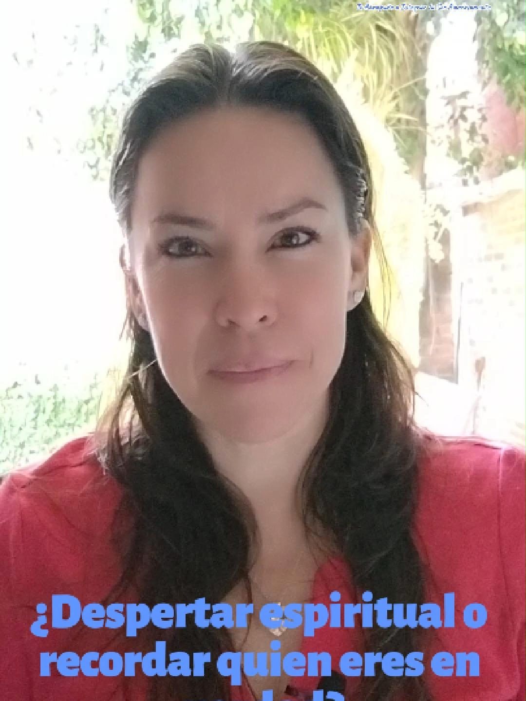 ¿Despertar espiritual o recordar quien eres? Definitivamente no creo que nuestra alma está dormida, porque constantemente intenta comunicarse con nosotros s través dela intuición, del cuerpo físico, del cuerpo emocional.... Cuando me refiero a que tienes el poder de cambiar tu mundo y con ello EL MUNDO, me refiero a que se modifica tu realidad y con ello la realidad de todos los que habitamos el planeta. Hoy te recuerdo tu poder!!! Adri #alma #intuicion #recordar #consciencia #sanar #amar #acompañamientoholistico #terapiaholistica
