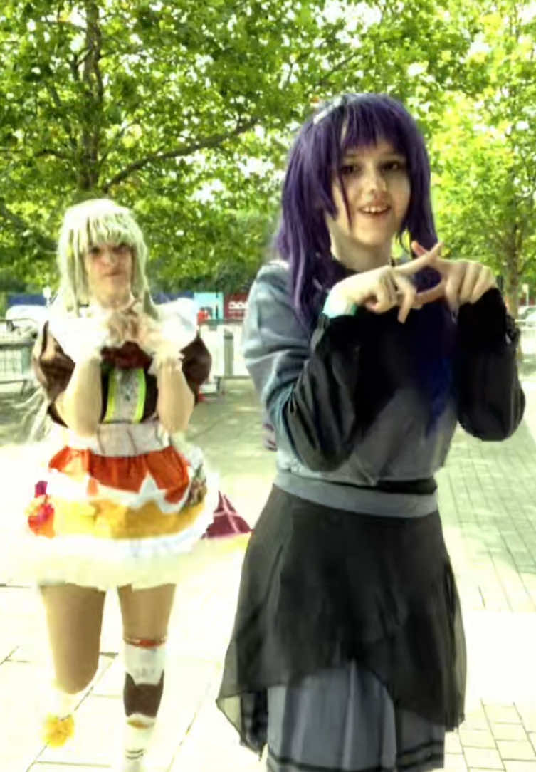 i wonder who that nene is.. @Sakuraa ⭑ #mafuyuasahina #nenekusanagi #projectsekai #animecon #projectsekaicosplay #nightcordat25 #wonderlandsxshowtime 