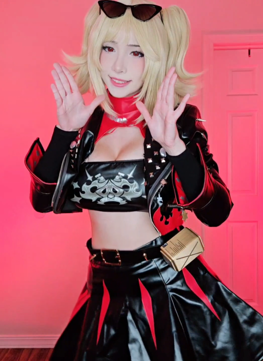 Mama coco when? #burnice #cosplay #zenlesszonezero #fyp 