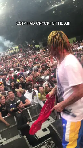 Different times.. u had to be there to understand hahaah Bro fell off crazy tho 😂😂😂 #6ix9ine #tekashi #belgium #brussels #fyp #viral 