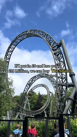 Tag bro😄🤑 #altontowers #themepark #rollercoaster #coaster #🎢 #thesmiler #smiler #goviral #dontflop #fyp #fypviralシ #foryou #foryoupage #viral 