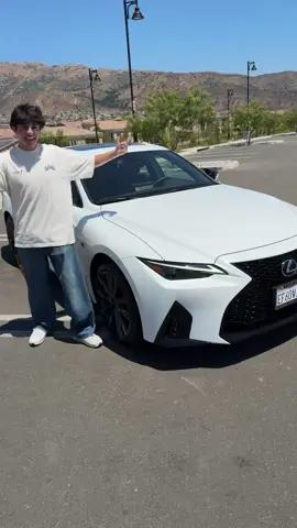 new car what we think? #fyp #foryoupage #car #anazalafamily 