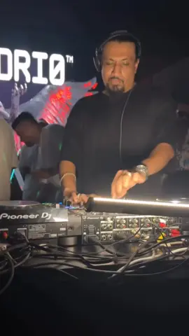 ඒ Play කරන විදිය බලන් ඉන්නත් ආසයි...! 🥹🔝❤️‍🩹 GOD FATHER 