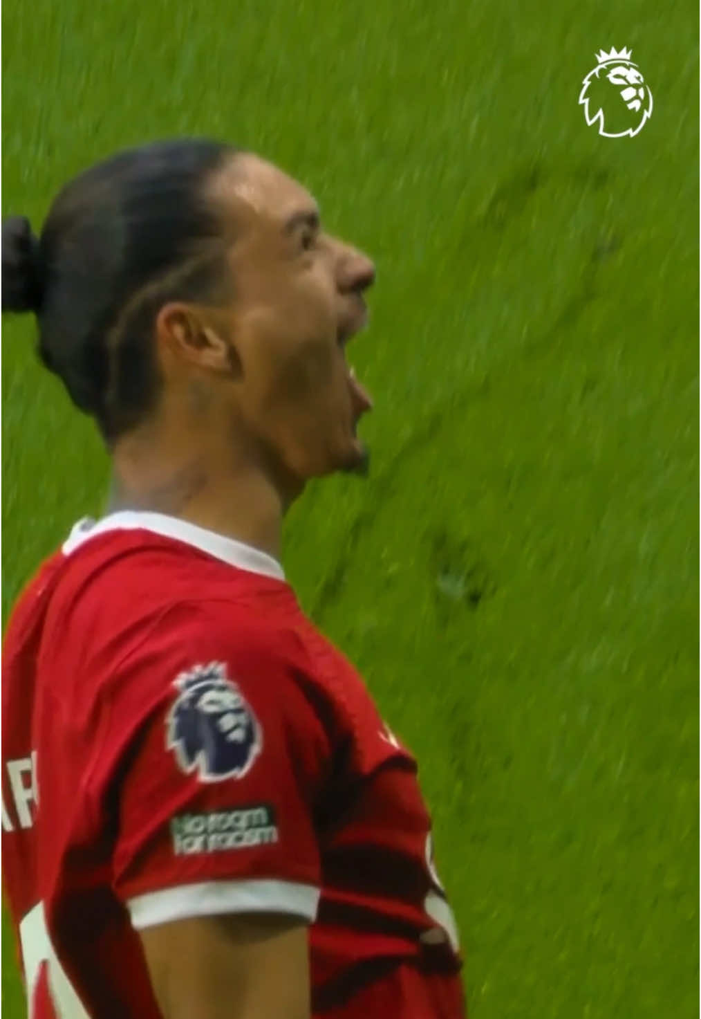 Down to 10 men, trailing 1-0, step forward Darwin Nunez #PremierLeague @Liverpool FC 