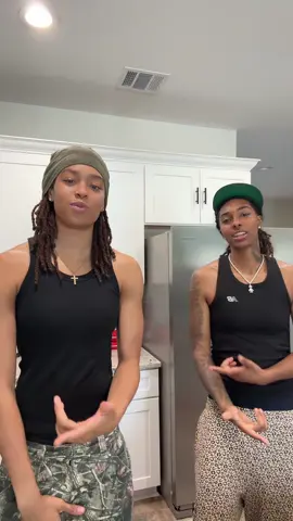 6’0+ #ezemelie #studhouse @Favoritewcw 