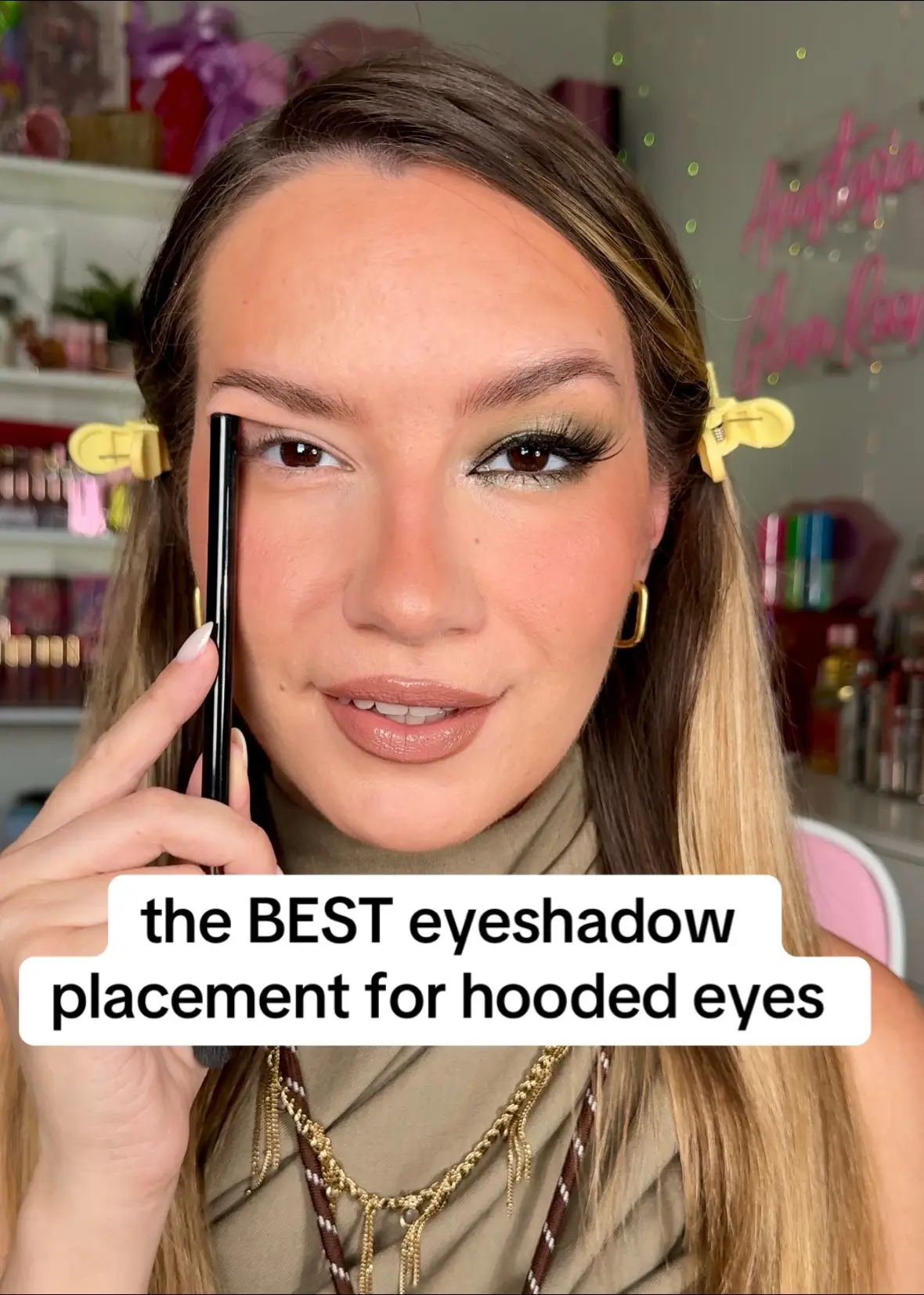 Step by step easy halo eye eyeshadow tutorial for hooded eyes✨ @Natasha Denona Mini Gloom palette + taupe liner CODE ANASTASIA10 @DIBSBEAUTY mascara @True Beauty Lashes lashes #eyeshadowtutorial #hoodedeyes #hoodedeyesmakeup #stepbystep #makeuptutorial #beginnermakeup #easymakeup 