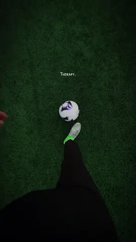 ⚽️💆🏻‍♂️#foryoupage #football #footballers #foryou #viral #viralvideo #footy #therapy #fypviral #fyp 
