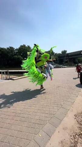 Malaki Kennedy #powwowdancer #boldeagle 