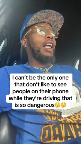 #on your phone while driving#creatorsearchinsigh #fypシ゚viral🖤tiktok #fyp 