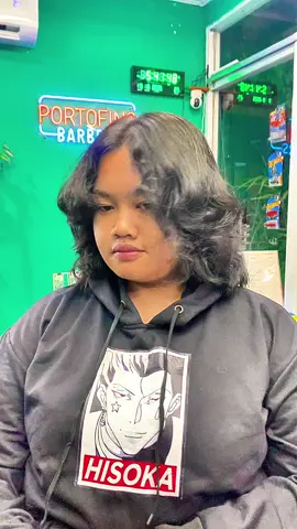 Kalo abang ada uang ade jadi cantik 🫣🤭😘  Buat  kalian yang pengen rambutnya lurus natural , bukan lurus yang kaku kaku gitu bisa langsung hair keratin di PORTOFINO BARBER 🤗🤗 #hairtreatment #hairkeratintreatment #pelurusrambut #barbershop #salon #yogya #ladybarber 