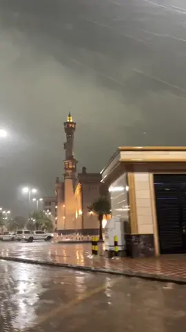 عندما ينسى الامام الميكروفون شغال 😌💌