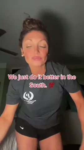 Something about them girls from the south. 💕💕💕👀🤠