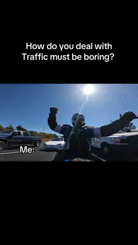 Is a Chill traffic wym?? . . . #fyp #viral #moto #trending 