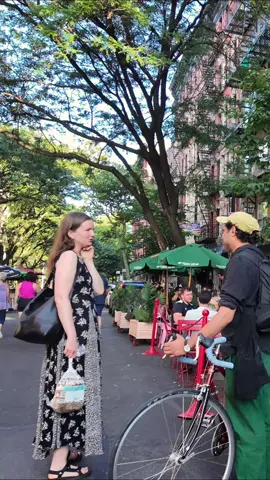 📍St. Mark’s Place between Avenue A and First Avenue East Village, New York City #EastVillageNYC #NYCWalkingTour #EllieWalks #StMarksPlace #TompkinsSquarePark