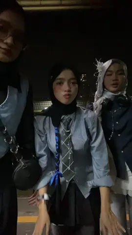 memeriksa pakaian🤙🤙 @yoxxpii   #treasure #teume #OOTD #outfit #kpop #fyp #trend 