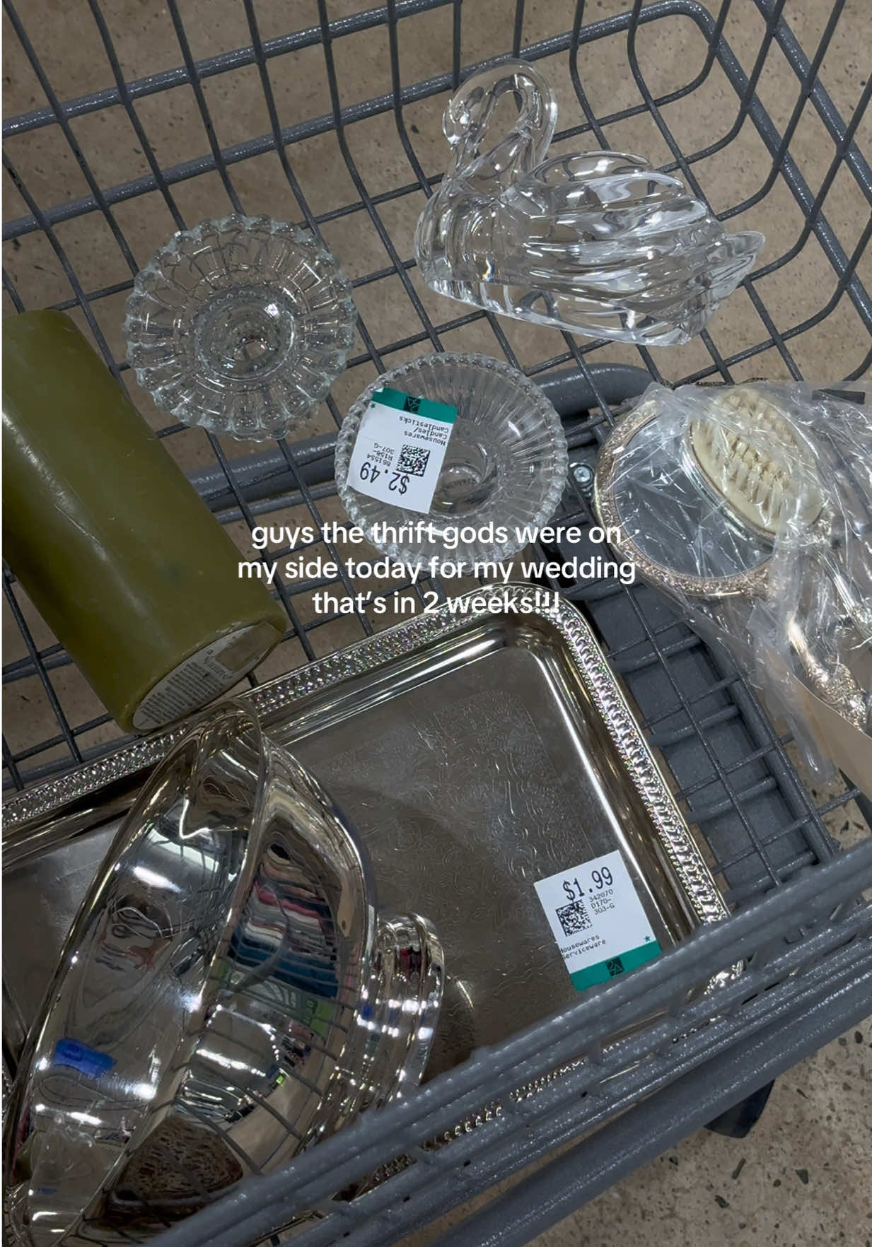 the way my Pinterest board came to LIFEEE in the store today 🤭🥹 stay tuned to see how we style all of this during the wedding!! #thrifthaul #bridetok #weddinginspo #thriftstorefinds #pinterestaesthetic 